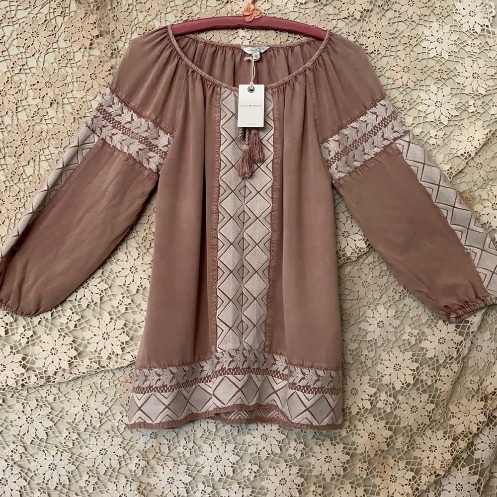 Lucky Brand embroidered blouse new with tags